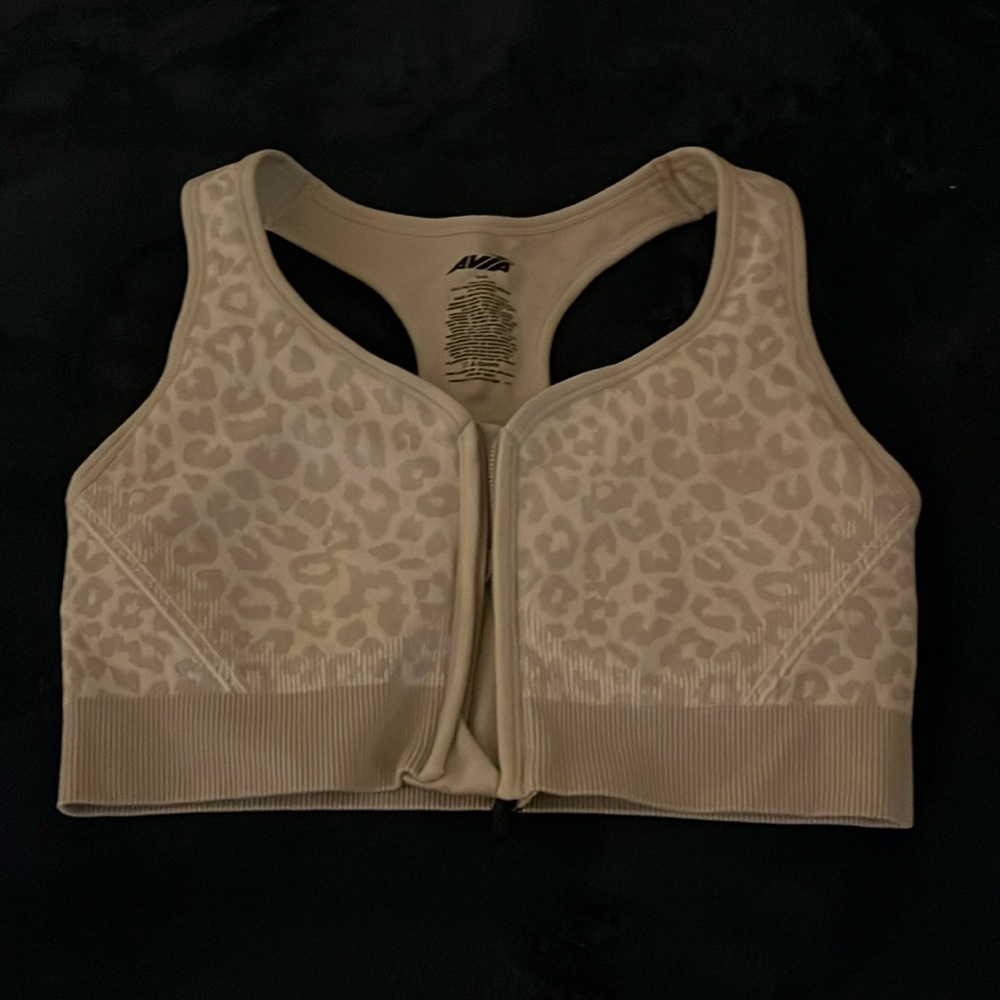 🐆 cheetah print sports bra